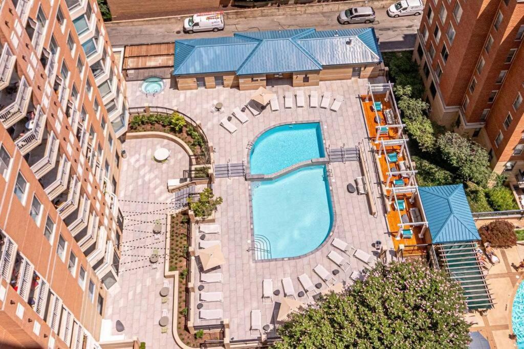 Sensational 1 Bedroom Condo At Ballston Place With Gym Arlington Esterno foto
