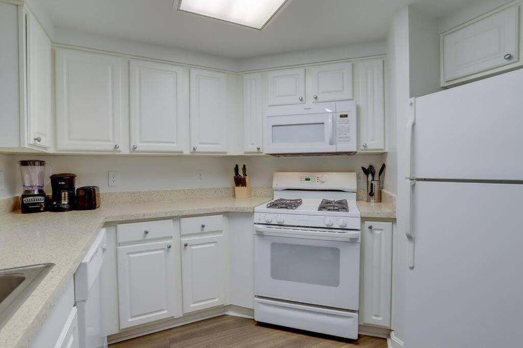 Sensational 1 Bedroom Condo At Ballston Place With Gym Arlington Esterno foto