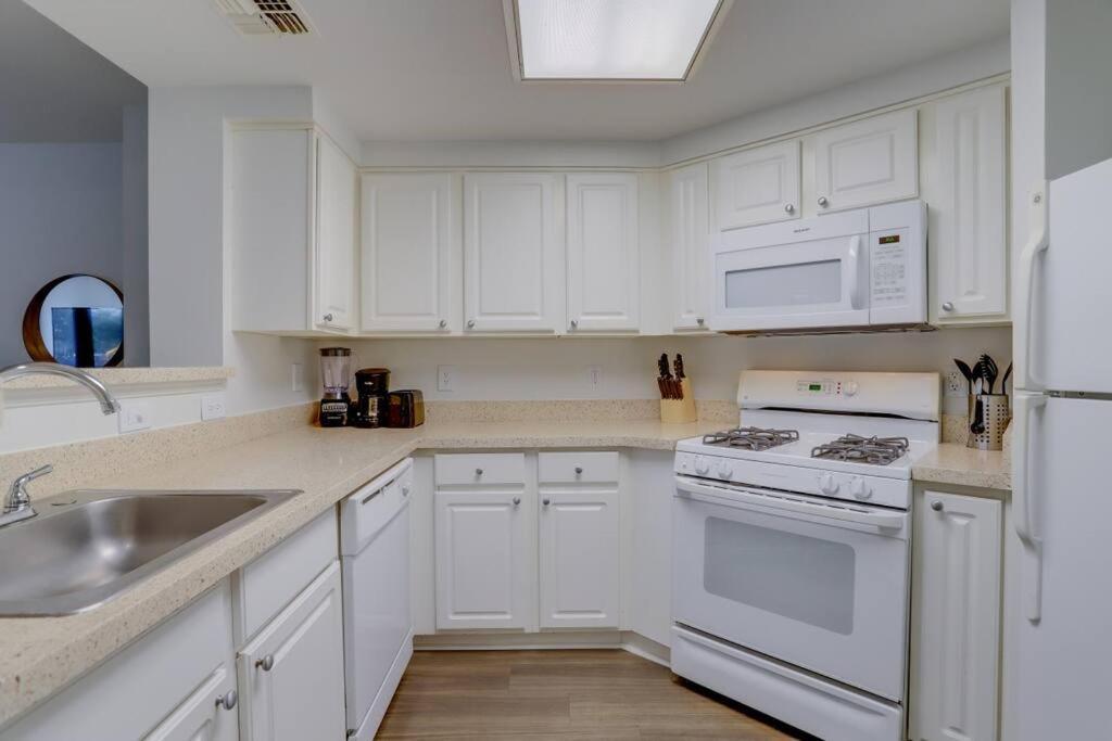 Sensational 1 Bedroom Condo At Ballston Place With Gym Arlington Esterno foto